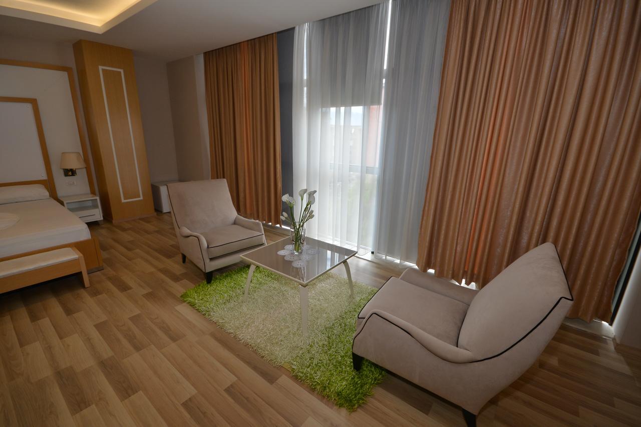 Hotel Veri Peshkopi Esterno foto